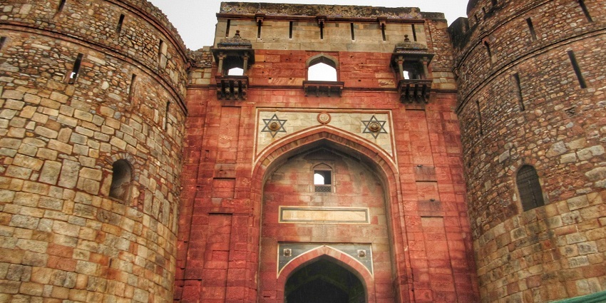 If you are a history buff, there is so much to learn about this ancient monument for you.