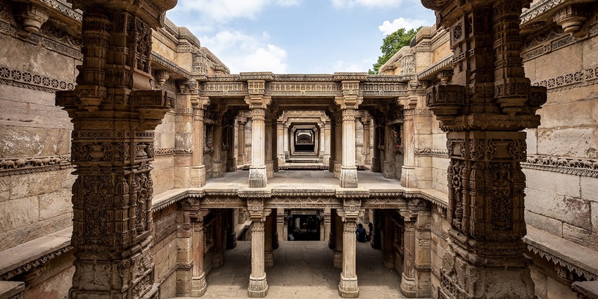 Image of Adalaj Stepwell located in the village of Adalaj, close to Ahmedabad