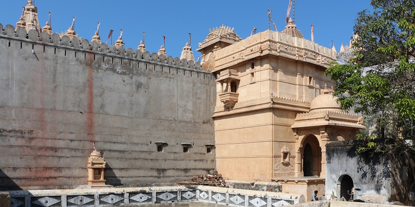 Entrance of the Adishwar temples of the with beautiful carvings on the roof