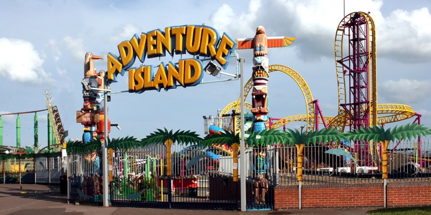 Adventure Island is not exactly in Gurgaon, but a must-visit along theme parks in Gurgaon.