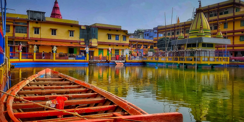 One of the places to visit in Bhandardara is Agastya Rishi Ashram offering spirituality.

