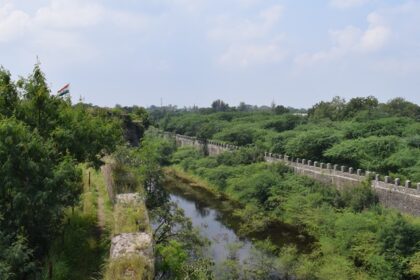 Cherish spirituality, nature, and history through various forts and temples of this city.