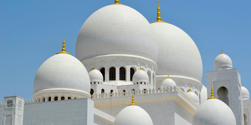 Beauty of Ajmer Sharif Dargah, one of the best places to visit near Roopangarh Fort.