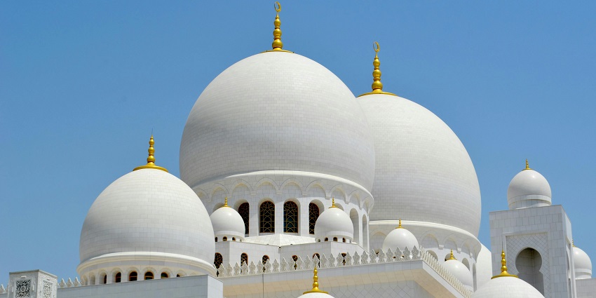 The Ajmer Sharif Dargah, one of the spiritual places to visit near Kishangarh Fort.