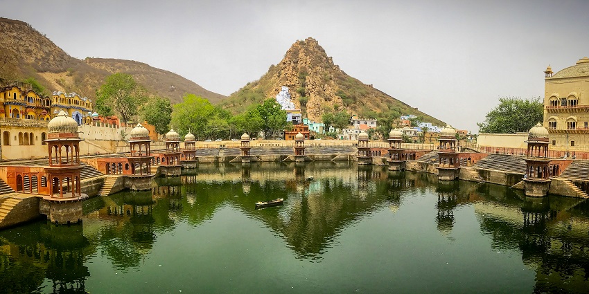 The Alwar City Palace with cenotaphs and regal architecture is truly a sight to behold.