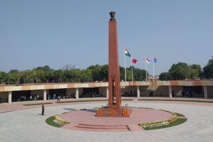 A glimpse of the iconic Amar Chakra inside the famous tourist attraction in Delhi.