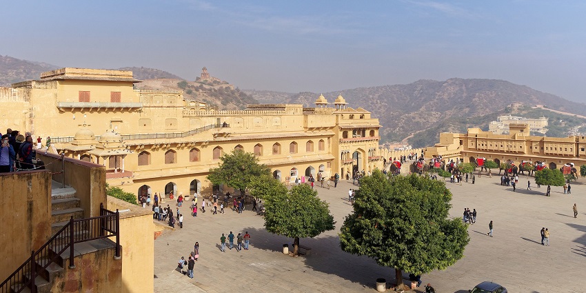 A stunning view of Amber Fort which is one of the top tourist attractions in Jaipur
