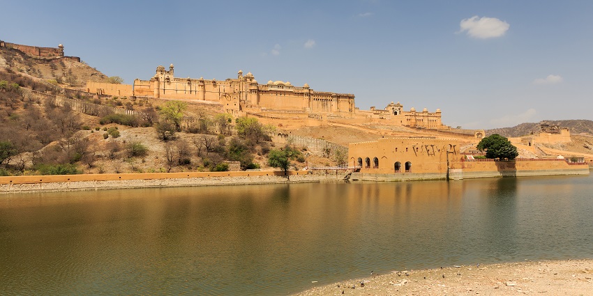 Majestic Amer Fort with stunning architecture and a major tourist attraction in Udaipur.