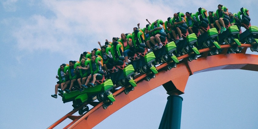 Image of the rollercoaster ride in the Amrapali Funland, an adventure park near Ahmedabad.