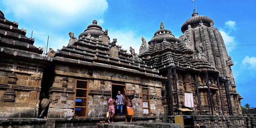 Ananta Vasudeva Temple is dedicated to Lord Vishnu and has intricate carvings.