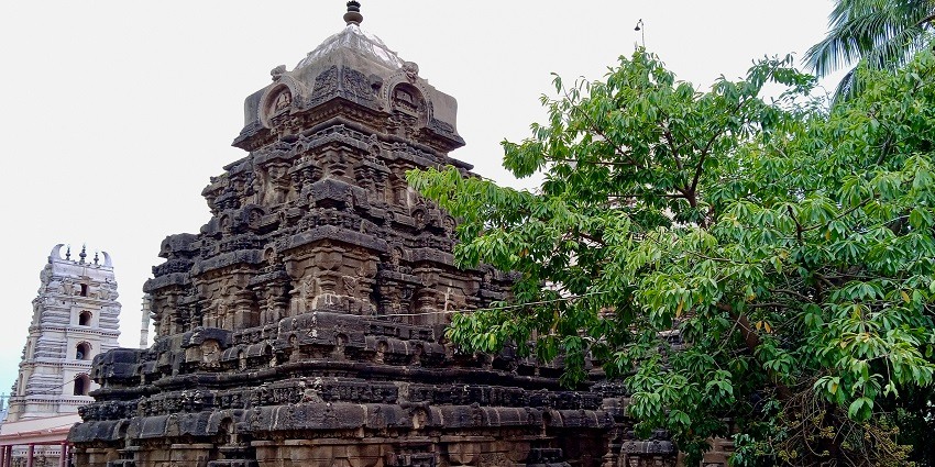 9th-century Golingeswara temple with detailed carvings, Biccavolu, Andhra Pradesh.
