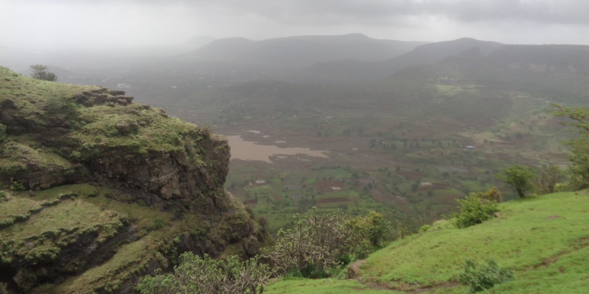 Anjaneri Hill, is among the best places to visit near Trimbakeshwar offering lush trails, temples, and panoramic Western Ghats views