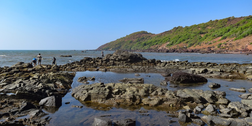A glimpse of Anjuna Beach is famous for its bohemian vibe, flea markets, and beach parties.