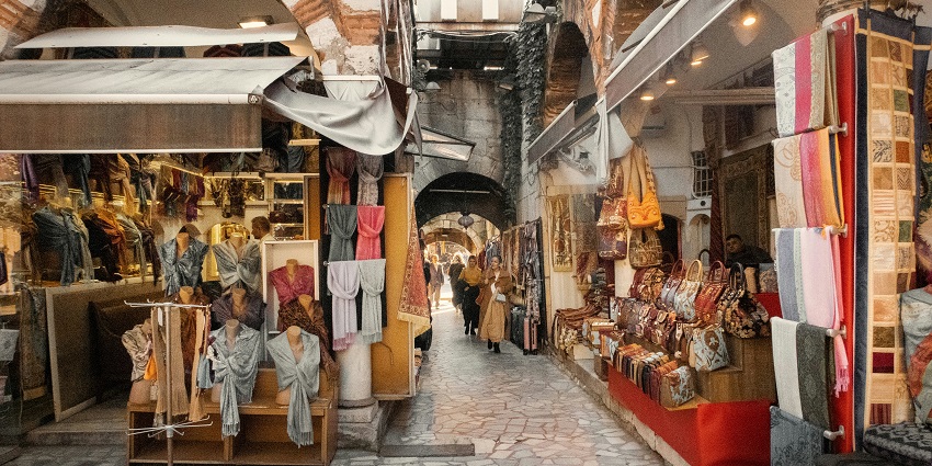 Anjuna Market is one of the best places to visit in North Goa for shopping for items.
