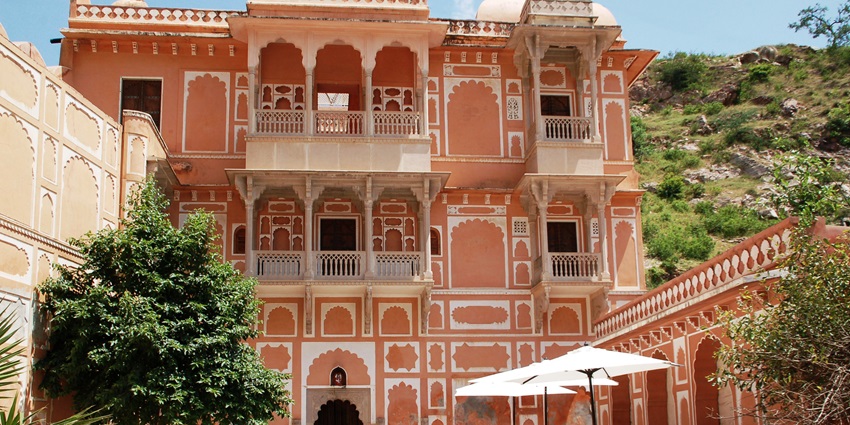 The Anokhi Museum of Hand Printing is a historic building that showcases traditional Indian block printing techniques