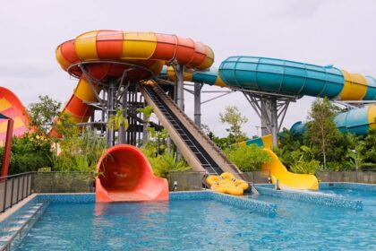 The Aquamagica Water Park Surat, features hug slides, perfect for all adventure lovers