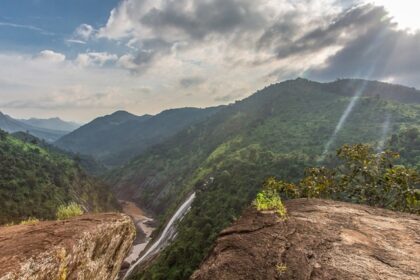 Araku Valley offers a serene and relaxing escape into the laps of nature for tourists who crave for the same.