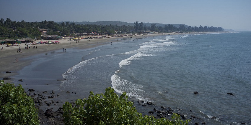 Arambol Falls renders amazing trekking in Goa amidst an undiscovered gem of Goa.
