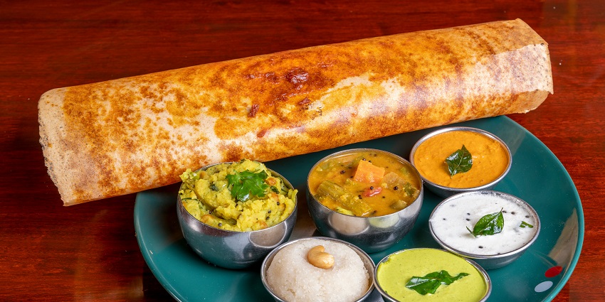 Aryass is one of the best places to try the regional cuisine on your visit to Alappuzha.