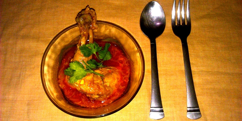 Snap of the Indian style Chicken curry the among the best food in Jama Masjid