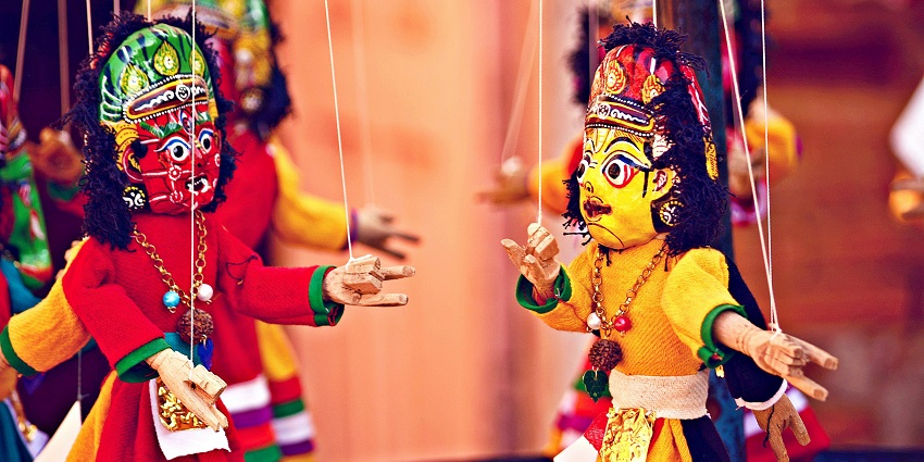 Shreyas Folk museum allows tourists to witness the puppet shows narrating about the Gujarati culture.