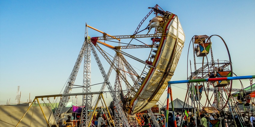 Choose to partake in an annual fair held in Gujarat near the ancient Jambuvan Caves.