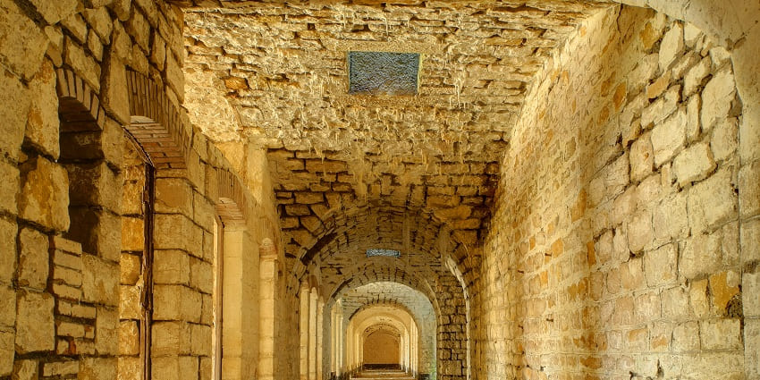 Badshahpur Fort , one of the forts in Haryana, was built during the mediaeval period.