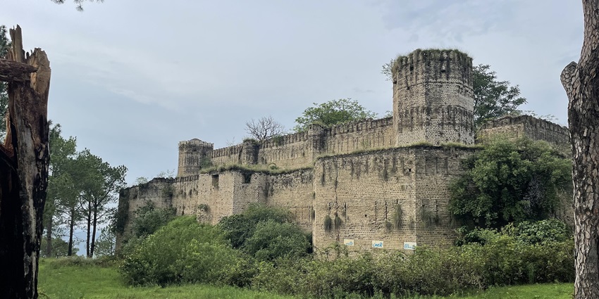 Bagh Rauza Fort is one of the most prominent historical landmarks from the mediaeval era.