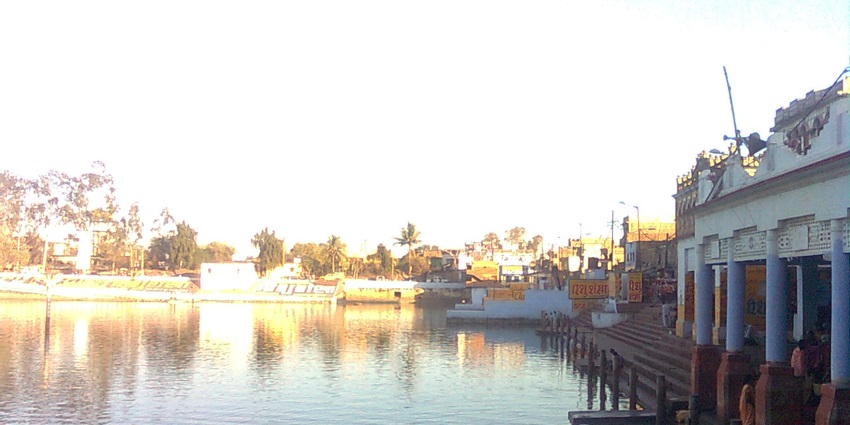 Clear waters of the sacred pond inside the Baidyanath Dham