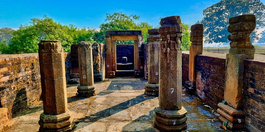 The inside of one of the ancient palaces in Chattisgarh, similar to Baikunthpur Palace.
