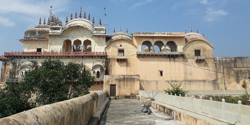 Majestic Alwar Fort, located near Neemrana, known for its historical significance