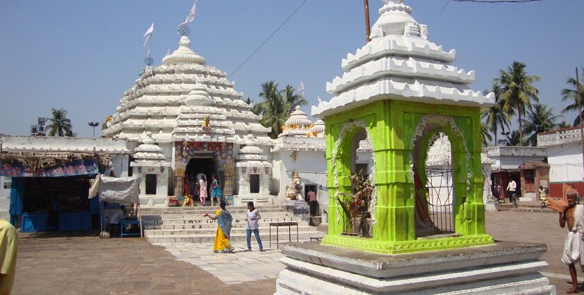 Visit this sacred site, which is a symbol of spirituality and cultural legacy of Odisha.