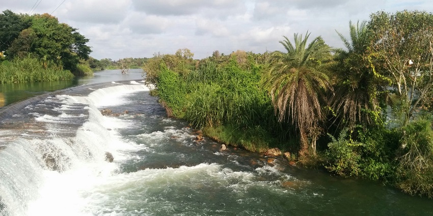Balmuri Falls is popular among tourists for its scenic beauty and calm waters.
