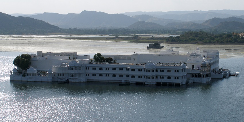 Balsamand Lake's palace, offers ghostly sightings and many serene views