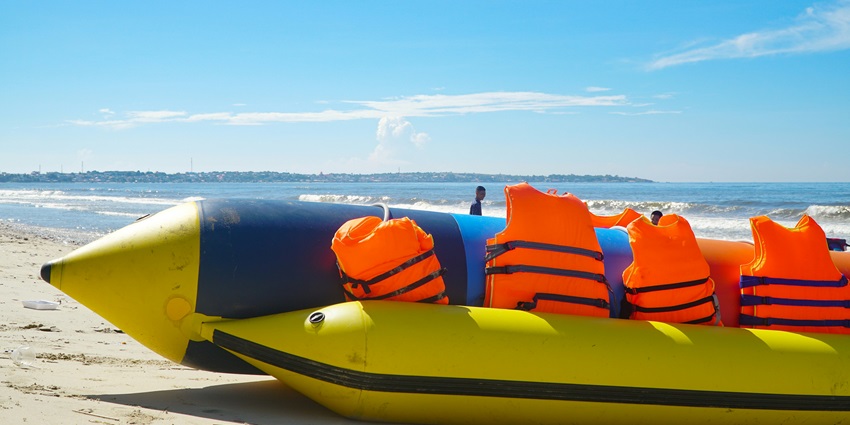 A banana boat ride is one of the most amazing water sports in Goa for all travellers.