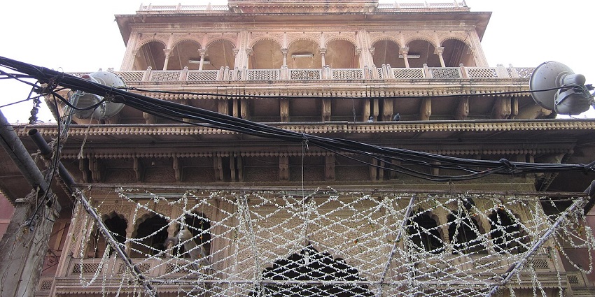 Building of the Banke Bihari temple, adorned with sequin for festivals