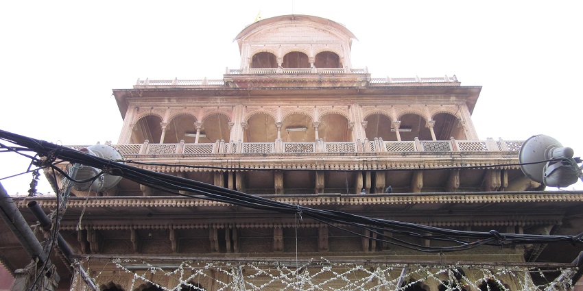 View of the roof of Banke Bihari temple, adorned with sequin for festivities