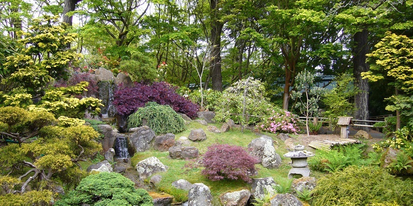 An image of Bansal Garden, a beautiful park in Dewasand.