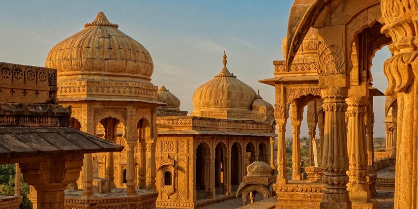 The stunning view of Bathu Temples in Himachal Pradesh, a place to visit