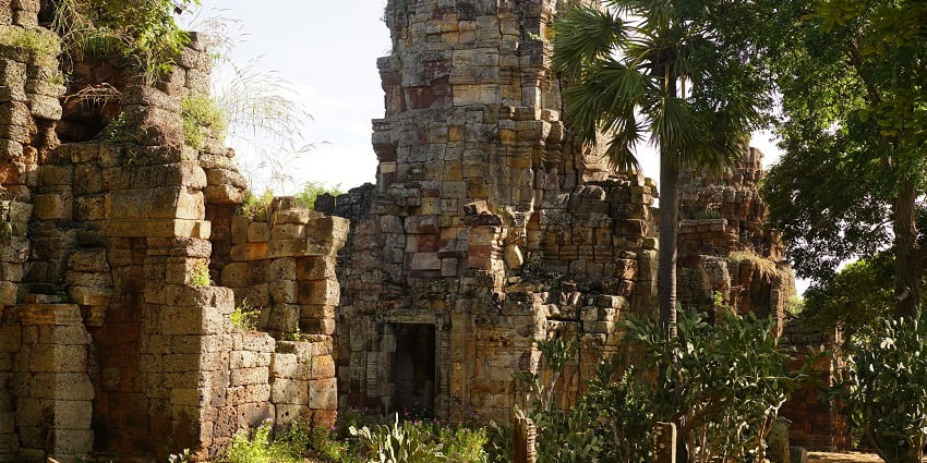 Exploring Battambang is one of the best things to do on valentines day in Cambodia.