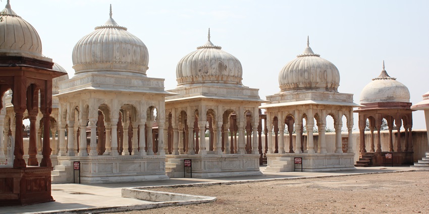 An image of Behror Upvan drone view - one of the places to visit in Rajasthan near Delhi.