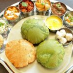 The best foods in Bikaner feature unique spices, savoury snacks, and sweet treats.