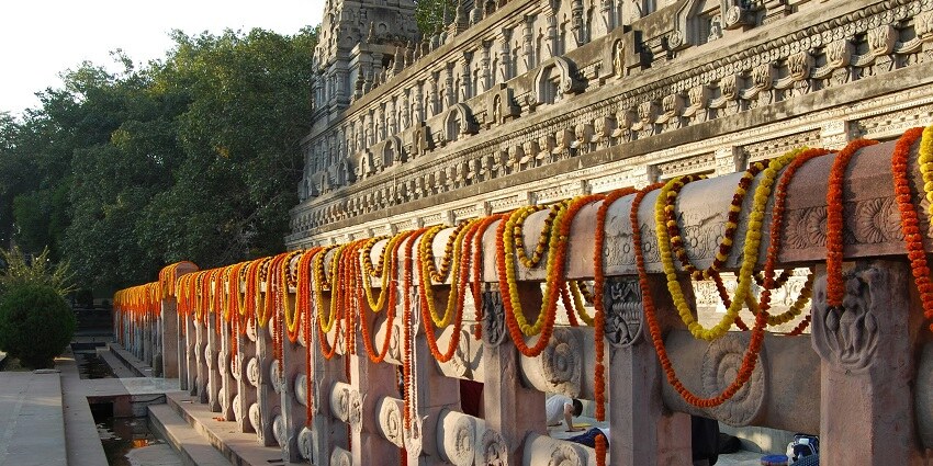 An image of the stunning architecture of the Mahabodhi Temple located in Bodh Gaya.