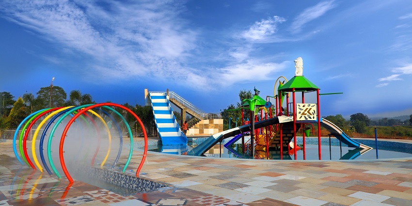 The best time to visit this fun-filled attraction is definitely during the summer months.