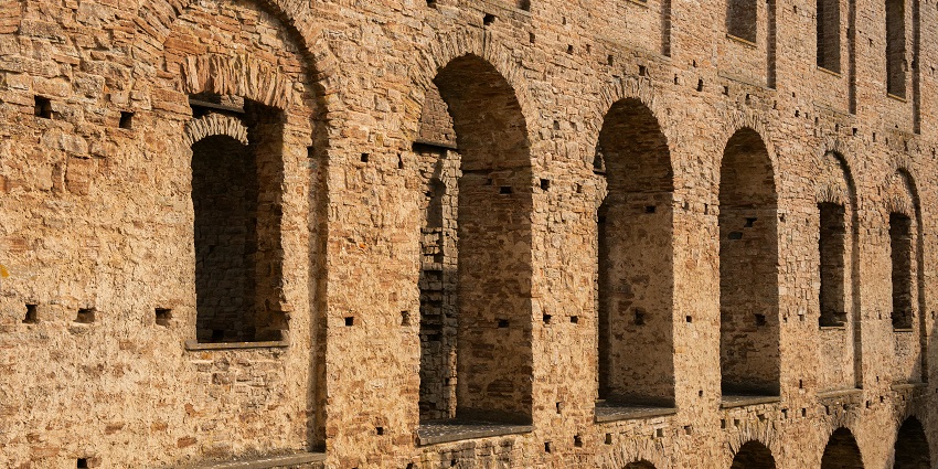 Visitors can consider the ideal time to visit the Roha Fort for the best experience.