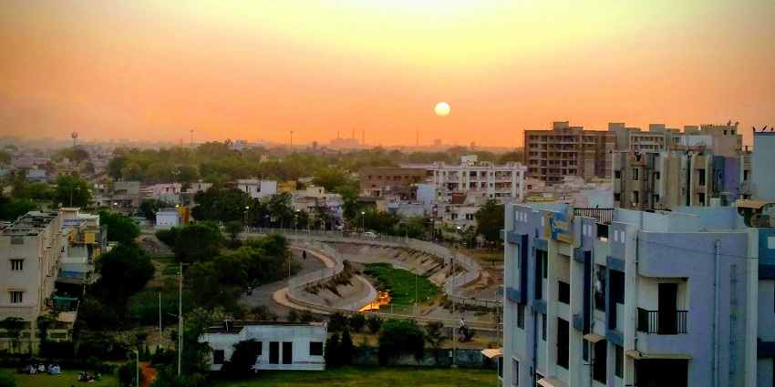 The best time to visit Lalbhai Dalpatbhai Museum Gujarat is during winter.