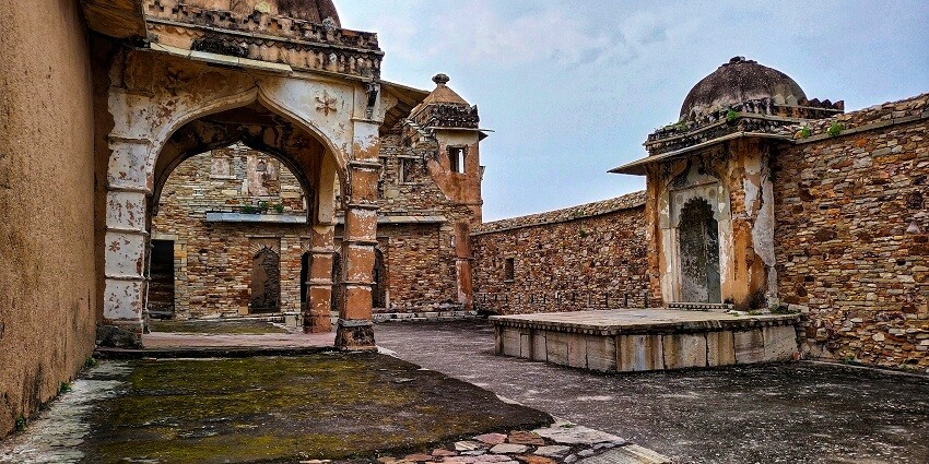 The winter months, from October to March, are the ideal times to visit Rajasthan.