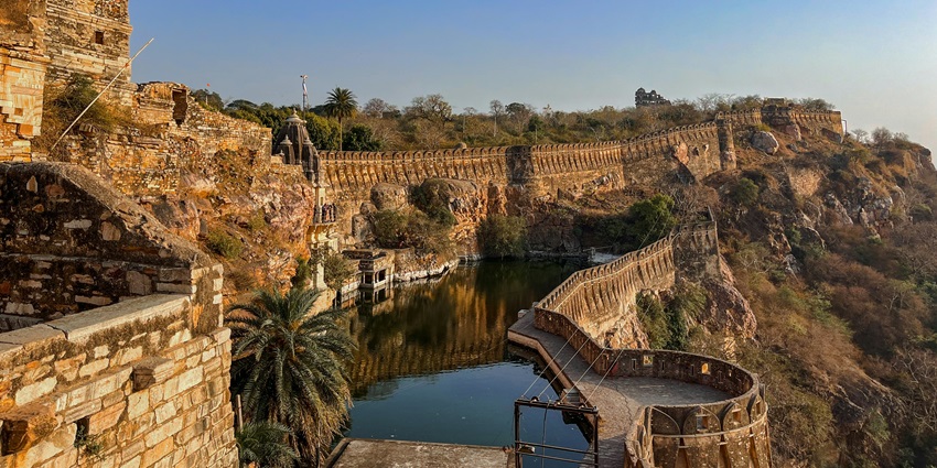 The ideal time to visit Rajasthan and its surroundings is from October to March.