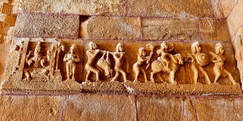 Carvings on the walls of Ahobila Narasimha Swamy temple in Upper Ahobilam Caves.
