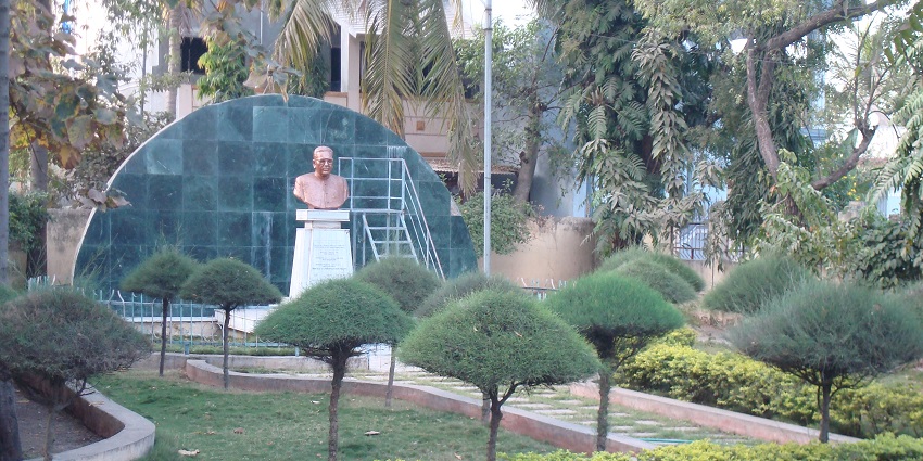 The best time to visit the tourist places in Akkalkot is in winter for pleasant weather and sightseeing